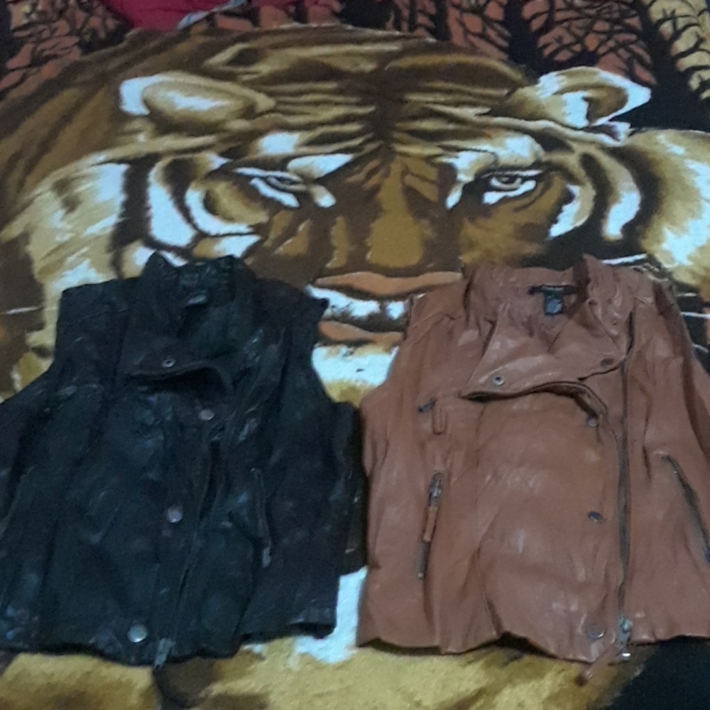 Do not buy. SOLD already. Thank you.